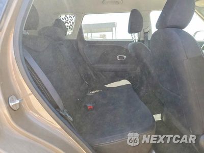 Zdjęcie 10 z 12 samochodu: 2014 KIA SOUL BASE VIN:KNDJN2A27E7062186 - miniatura