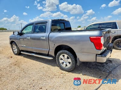 Drugie zdjęcie samochodu z przodu: 2018 NISSAN TITAN 4WD V8 CREW CAB 5.6L SV VIN:1N6AA1E56JN508003 - miniatura