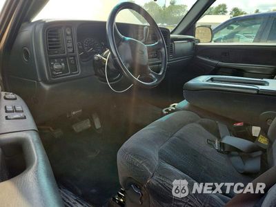 Zdjęcie 8 z 12 samochodu: 2002 CHEVROLET SILVERADO K1500 VIN:1GCEK19TX2Z260665 - miniatura