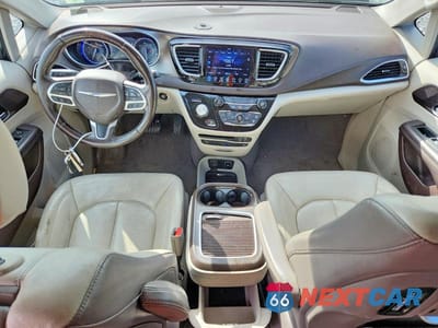 Zdjęcie 8 z 13 samochodu: 2017 CHRYSLER PACIFICA TOURING L PLUS VIN:2C4RC1EGXHR656248 - miniatura