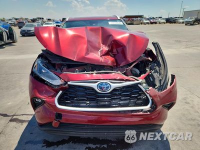 Piąte zdjęcie samochodu w środku: 2022 TOYOTA HIGHLANDER HYBRID XLE VIN:5TDGARAH9NS515281 - miniatura