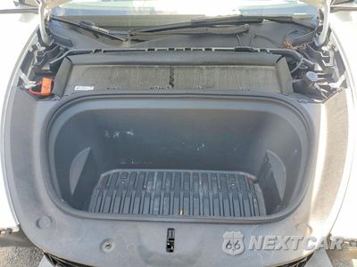 Zdjęcie 11 z 13 samochodu: 2024 TESLA MODEL Y VIN:7SAYGDEE2RA218790 - miniatura