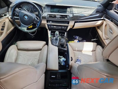 Zdjęcie 8 z 12 samochodu: 2011 BMW 550 XI VIN:WBAFU9C55BC278062 - miniatura
