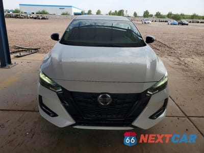 Piąte zdjęcie samochodu w środku: 2021 NISSAN SENTRA SR VIN:3N1AB8DV7MY289167 - miniatura