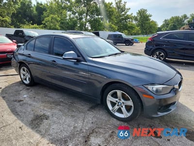 Czwarte zdjęcie samochodu z boku: 2015 BMW 328 XI SULEV VIN:WBA3B5G59FNS20140 - miniatura