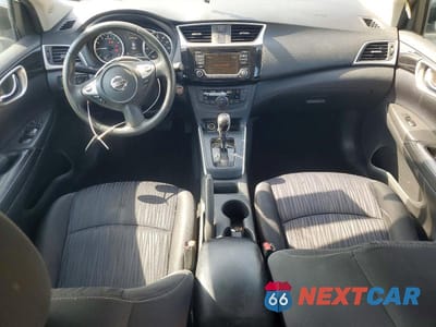 Zdjęcie 8 z 12 samochodu: 2018 NISSAN SENTRA SV VIN:3N1AB7AP0JY245734 - miniatura