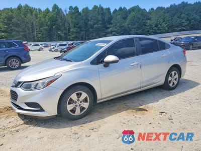 2018 CHEVROLET CRUZE LS 1G1BC5SM0J7238560 - główne zdjęcie licytacji z USA - miniatura