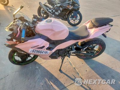 Trzecie zdjęcie samochodu z tyłu: 2020 KAWASAKI EX400 VIN:JKAEXKG11LDA65218 - miniatura
