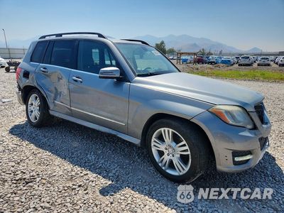 Czwarte zdjęcie samochodu z boku: 2015 MERCEDES-BENZ GLK 350 4MATIC VIN:WDCGG8JB8FG375721 - miniatura