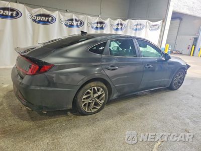 Trzecie zdjęcie samochodu z tyłu: 2021 HYUNDAI SONATA SEL VIN:5NPEL4JA0MH072109 - miniatura