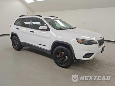 Czwarte zdjęcie samochodu z boku: 2020 JEEP CHEROKEE LATITUDE PLUS VIN:1C4PJMLNXLD554184 - miniatura