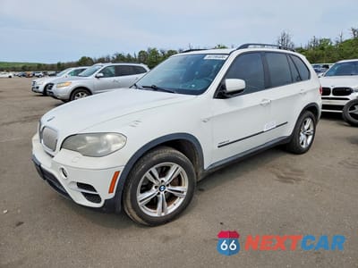 2012 BMW X5 XDRIVE50I 5UXZV8C54CL422627 - główne zdjęcie licytacji z USA - miniatura