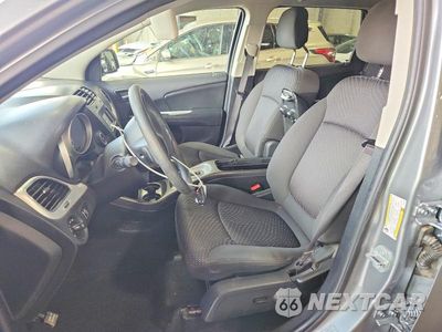 Zdjęcie 7 z 13 samochodu: 2017 DODGE JOURNEY SXT VIN:3C4PDDBG9HT525089 - miniatura