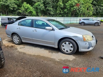 Czwarte zdjęcie samochodu z boku: 2005 MITSUBISHI GALANT ES MEDIUM VIN:4A3AB36F65E052882 - miniatura