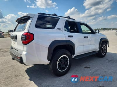 Trzecie zdjęcie samochodu z tyłu: 2025 TOYOTA 4RUNNER TRD OFF-ROAD PREMIUM VIN:JTEVA5BR3S5000426 - miniatura