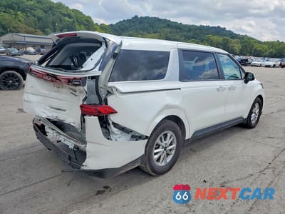 Trzecie zdjęcie samochodu z tyłu: 2023 KIA CARNIVAL LX VIN:KNDNB4H31P6225136 - miniatura