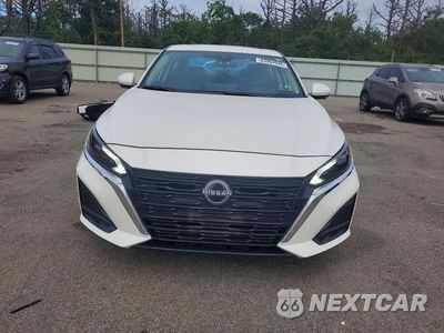 Piąte zdjęcie samochodu w środku: 2025 NISSAN ALTIMA SL VIN:1N4BL4EV1SN332424 - miniatura