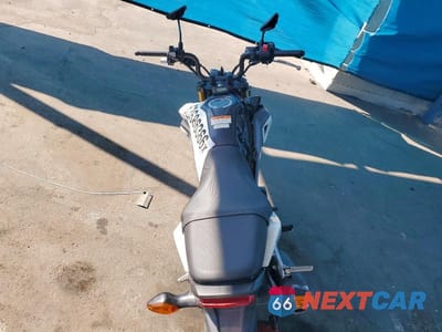 Zdjęcie 6 z 9 samochodu: 2018 HONDA GROM VIN:MLHJC7517J5003386 - miniatura