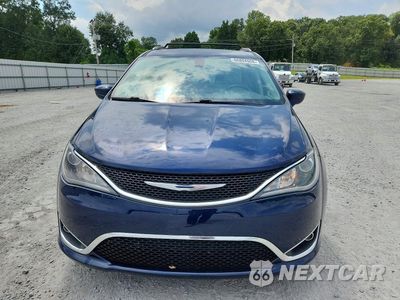 Piąte zdjęcie samochodu w środku: 2018 CHRYSLER PACIFICA TOURING L PLUS VIN:2C4RC1EG5JR132687 - miniatura