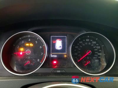 Zdjęcie 9 z 12 samochodu: 2016 VOLKSWAGEN GTI S/SE VIN:3VW547AU1GM049720 - miniatura