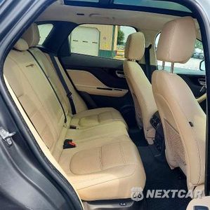 Zdjęcie 10 z 12 samochodu: 2019 JAGUAR F-PACE PRESTIGE VIN:SADCK2FX0KA609419 - miniatura