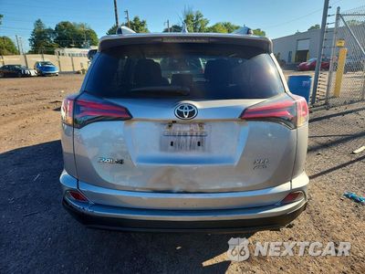 Zdjęcie 6 z 13 samochodu: 2018 TOYOTA RAV4 XLE VIN:JTMRFREV6JJ204750 - miniatura