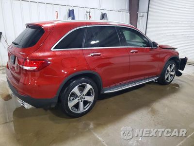 Trzecie zdjęcie samochodu z tyłu: 2018 MERCEDES-BENZ GLC 300 4MATIC VIN:WDC0G4KB5JV015299 - miniatura