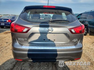 Zdjęcie 6 z 12 samochodu: 2017 NISSAN ROGUE SPORT SL VIN:JN1BJ1CR0HW140342 - miniatura