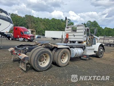 Trzecie zdjęcie samochodu z tyłu: 2021 PETERBILT 389 SEMI TRUCK VIN:1XPXD40X1MD732190 - miniatura