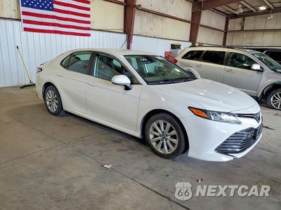 Czwarte zdjęcie samochodu z boku: 2019 TOYOTA CAMRY LE VIN:4T1B11HK0KU790862 - miniatura