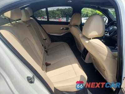 Zdjęcie 10 z 12 samochodu: 2021 BMW 330XI VIN:3MW5R7J07M8B49582 - miniatura