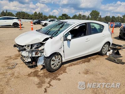 2012 TOYOTA PRIUS C THREE JTDKDTB35C1004162 - główne zdjęcie licytacji z USA - miniatura