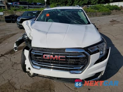 Piąte zdjęcie samochodu w środku: 2022 GMC TERRAIN SLT VIN:3GKALPEV7NL314090 - miniatura