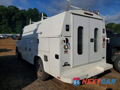 Drugie zdjęcie samochodu z przodu: 2014 FORD ECONOLINE E350 SUPER DUTY CUTAWAY VAN VIN:1FDWE3FLXEDB15635 - miniatura