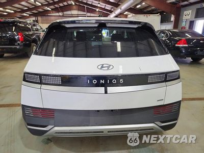 Zdjęcie 6 z 13 samochodu: 2022 HYUNDAI IONIQ 5 SE VIN:KM8KMDAF7NU086796 - miniatura