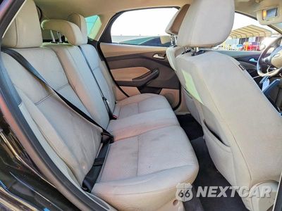 Zdjęcie 10 z 13 samochodu: 2014 FORD FOCUS BEV VIN:1FADP3R44EL260059 - miniatura