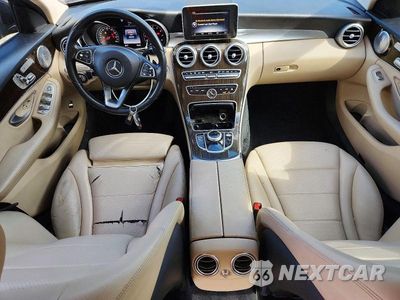 Zdjęcie 8 z 12 samochodu: 2017 MERCEDES-BENZ C 300 4MATIC VIN:55SWF4KB7HU216454 - miniatura