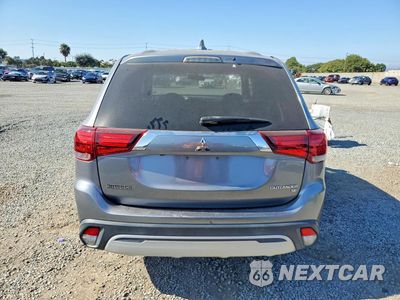 Zdjęcie 6 z 14 samochodu: 2019 MITSUBISHI OUTLANDER SE VIN:JA4AD3A31KZ015098 - miniatura