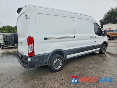 Trzecie zdjęcie samochodu z tyłu: 2018 FORD TRANSIT T-250 VIN:1FTYR2CM6JKA48689 - miniatura