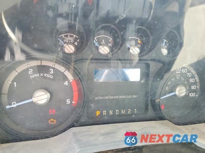 Zdjęcie 9 z 12 samochodu: 2016 FORD F550 SUPER DUTY VIN:1FDUF5GT0GEC46455 - miniatura