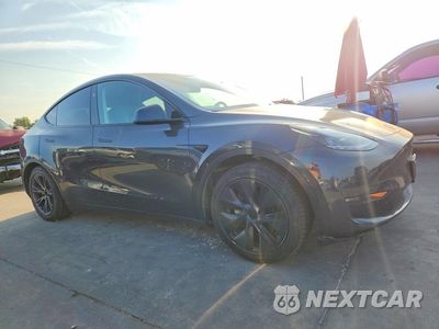 Czwarte zdjęcie samochodu z boku: 2025 TESLA MODEL Y VIN:7SAYGDEE3SA359955 - miniatura