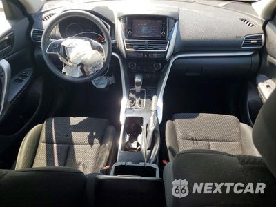 Zdjęcie 8 z 14 samochodu: 2020 MITSUBISHI ECLIPSE CROSS ES VIN:JA4AS3AA7LZ021705 - miniatura