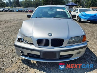 Piąte zdjęcie samochodu w środku: 2001 BMW 330 I VIN:WBAAV53411FJ64628 - miniatura