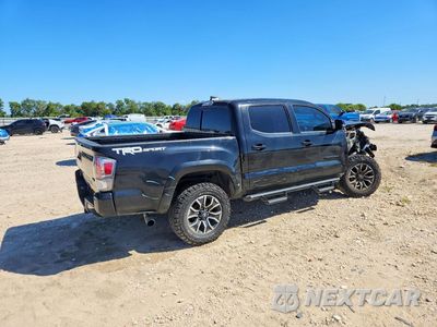 Trzecie zdjęcie samochodu z tyłu: 2023 TOYOTA TACOMA TRD SPORT VIN:3TMAZ5CN7PM217955 - miniatura
