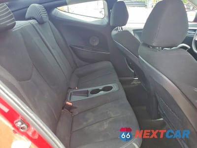Zdjęcie 10 z 12 samochodu: 2016 HYUNDAI VELOSTER BASE VIN:KMHTC6AD9GU275728 - miniatura