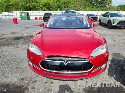 Piąte zdjęcie samochodu w środku: 2014 TESLA MODEL S VIN:5YJSA1S10EFP43459 - miniatura