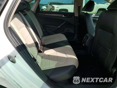 Zdjęcie 10 z 12 samochodu: 2020 VOLKSWAGEN PASSAT R-LINE VIN:1VWMA7A33LC023403 - miniatura
