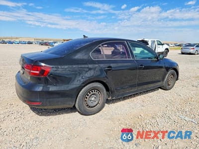 Trzecie zdjęcie samochodu z tyłu: 2016 VOLKSWAGEN JETTA S VIN:3VW267AJ9GM374165 - miniatura