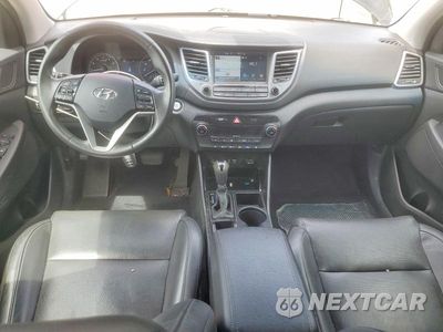 Zdjęcie 8 z 12 samochodu: 2018 HYUNDAI TUCSON SEL PLUS VIN:KM8J33A47JU749835 - miniatura