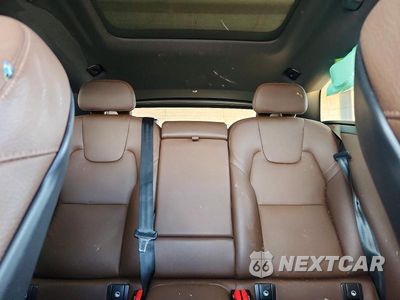 Zdjęcie 10 z 14 samochodu: 2023 VOLVO XC60 PLUS VIN:YV4L12DN6P1374111 - miniatura